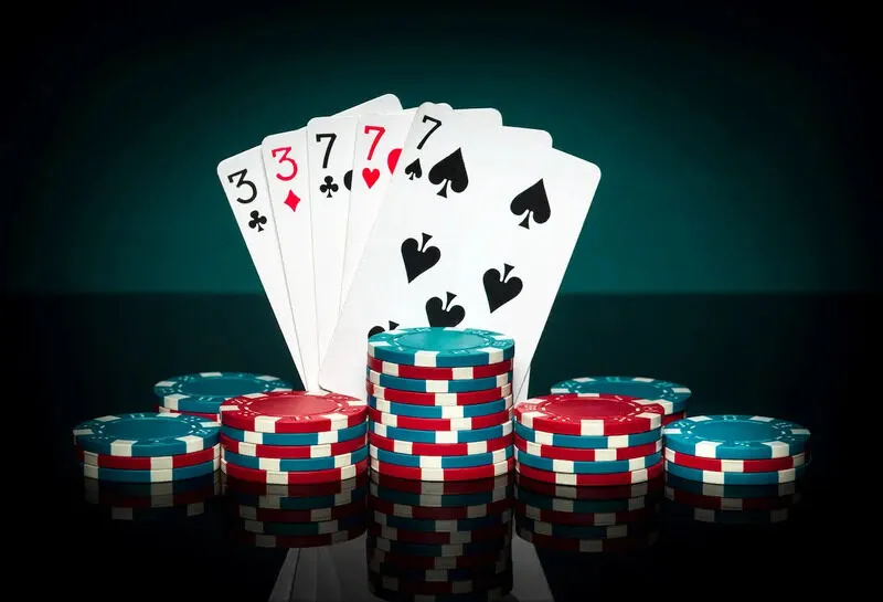 Tổng quan về một ván bài Poker cơ bản